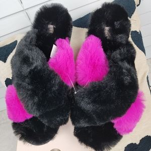 Chinese Laundry Faux Fur Criss-cross Slippers